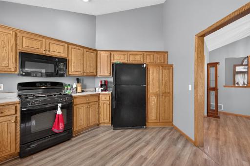 2883 Duluth Street, Maplewood, MN 55109