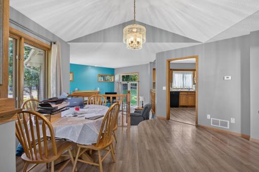 2883 Duluth Street, Maplewood, MN 55109