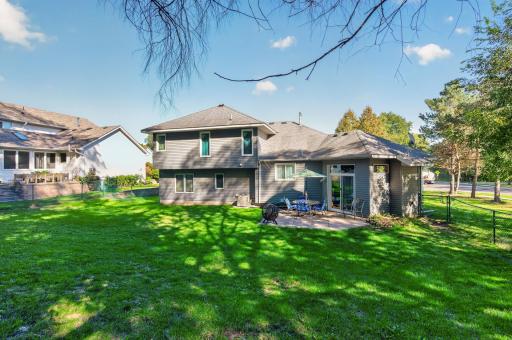 2883 Duluth Street, Maplewood, MN 55109