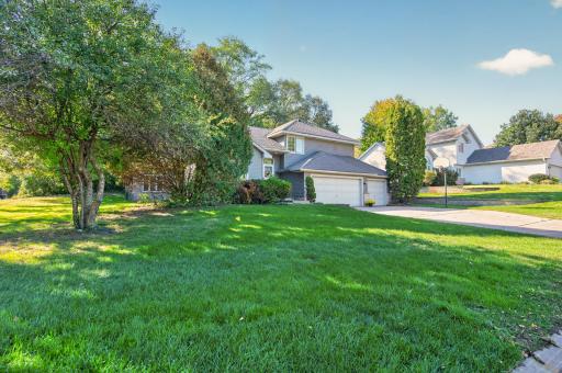2883 Duluth Street, Maplewood, MN 55109