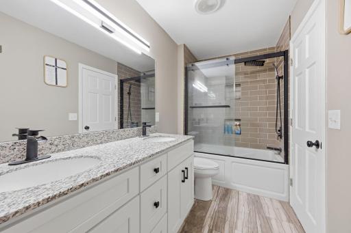 4442 Eakern Circle NE, Monticello, MN 55362