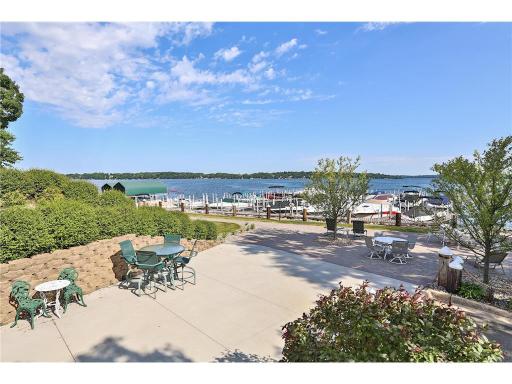 2670 Commerce Boulevard, 106, Mound, MN 55364