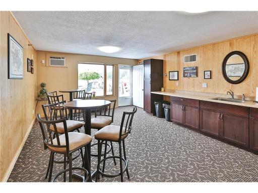 2670 Commerce Boulevard, 106, Mound, MN 55364