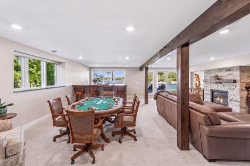 Hang out here and play cards! Plenty of space to have some extra entertainment