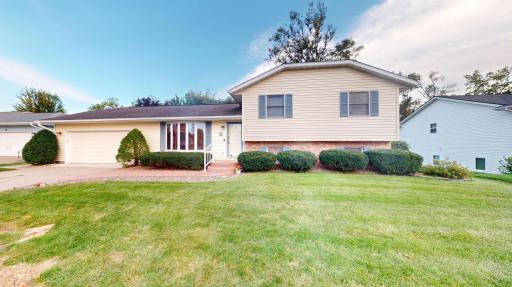 Photo for 724 Well Street, Onalaska, WI 54650 - listing #7140181 724 Well Street, Onalaska, WI 54650