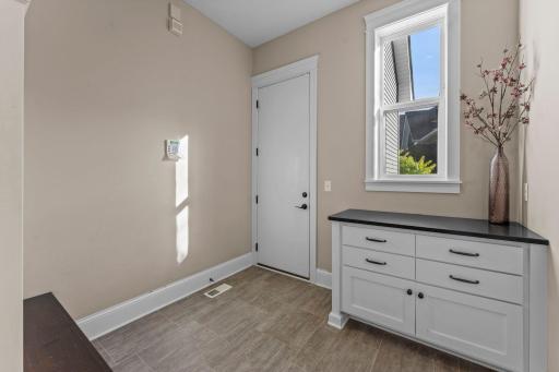 93-web-or-mls-12777 Cedar Ridge Ln N-213.jpg