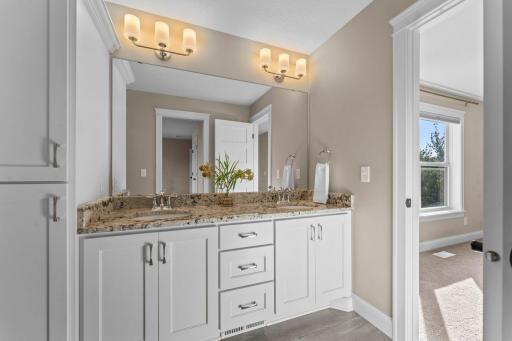 123-web-or-mls-12777 Cedar Ridge Ln N-132.jpg