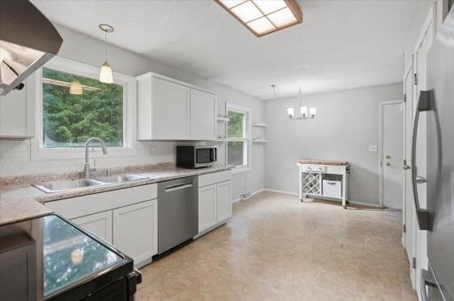 09-Kitchen.jpg