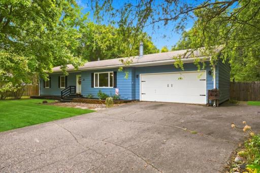 02-Front of Home.jpg