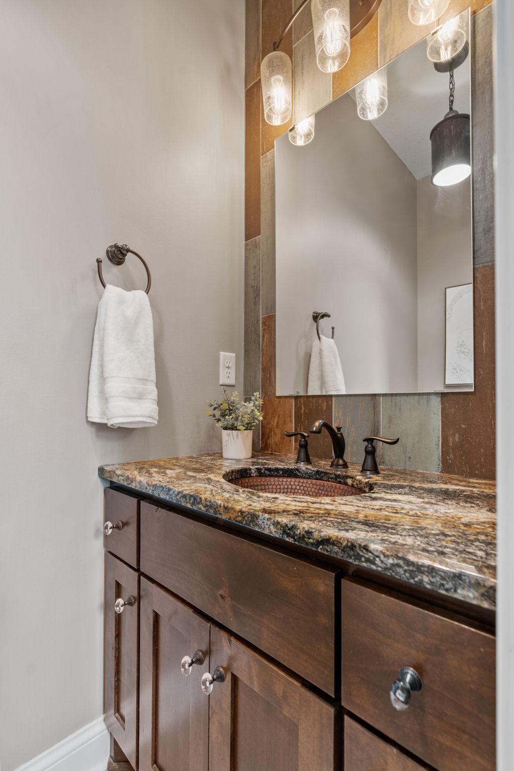 65-web-or-mls-4796 Merganser Dr-65.jpg