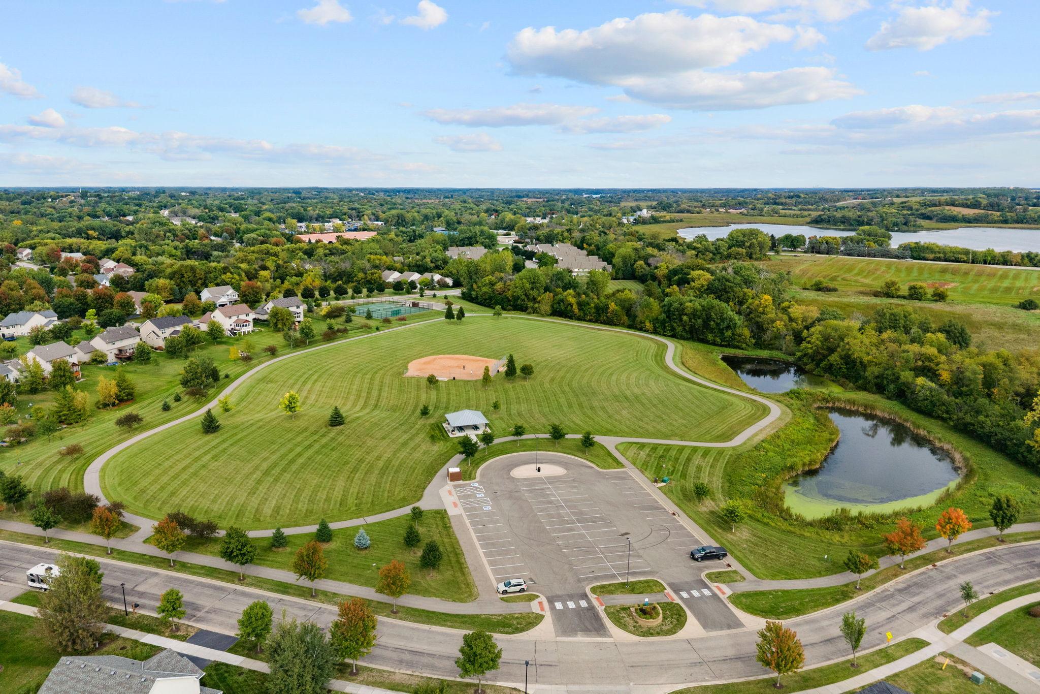 36-web-or-mls-4796 Merganser Dr-36.jpg