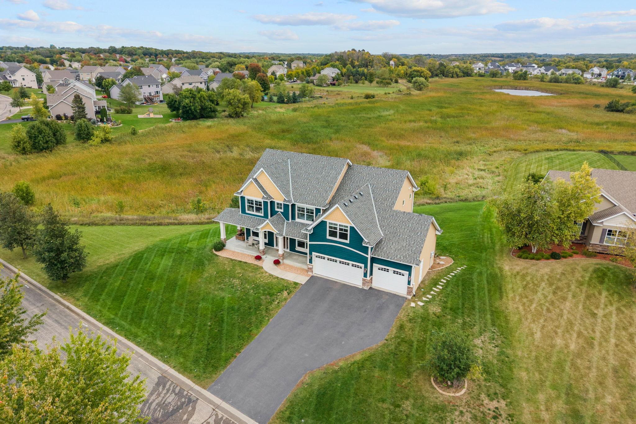 24-web-or-mls-4796 Merganser Dr-24.jpg