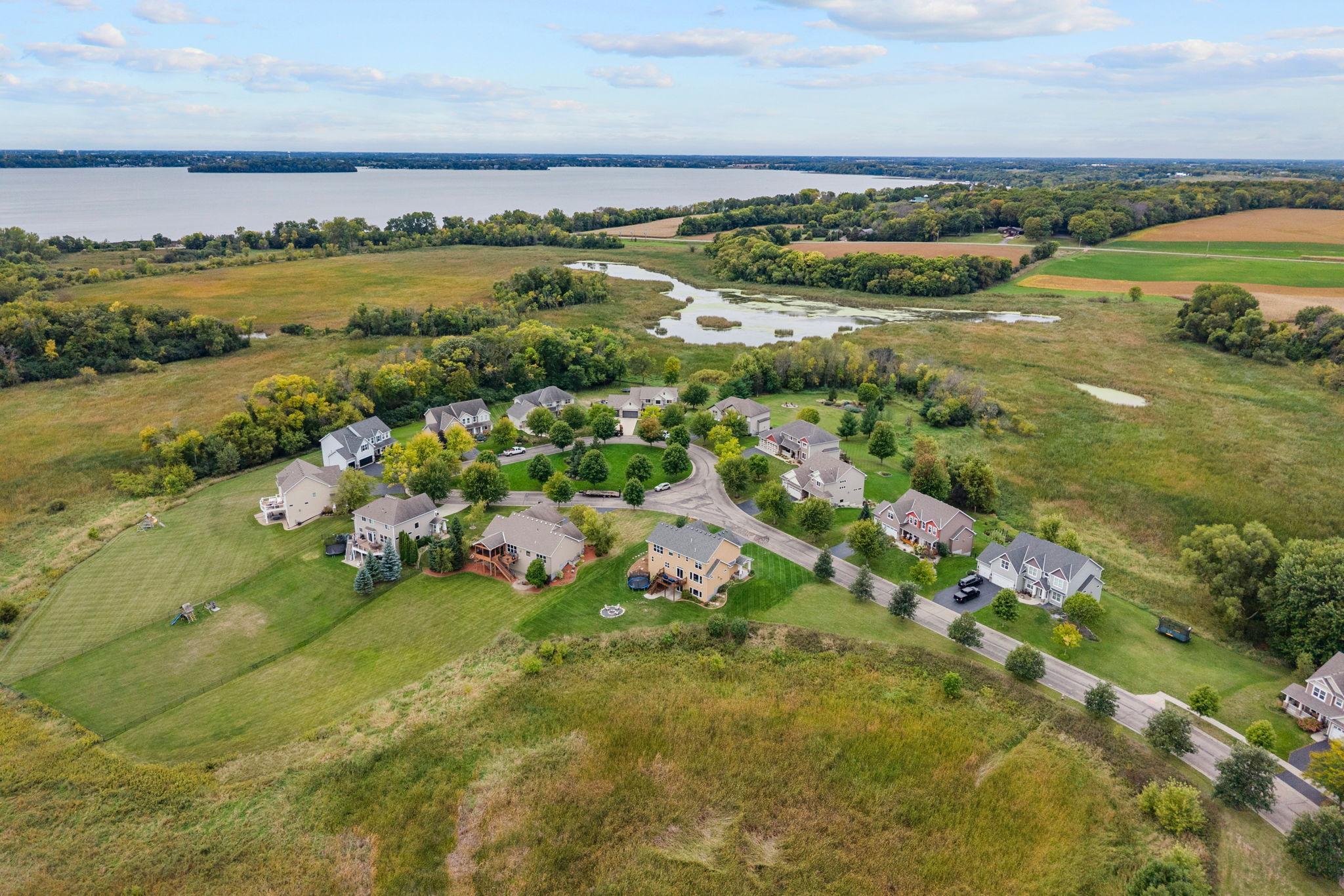 31-web-or-mls-4796 Merganser Dr-31.jpg