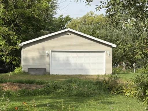 The garage is 26x30