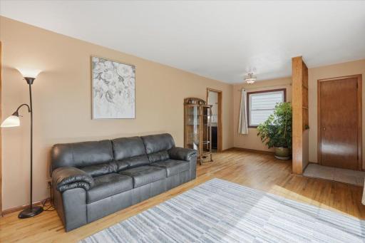 14-Living Room.jpg