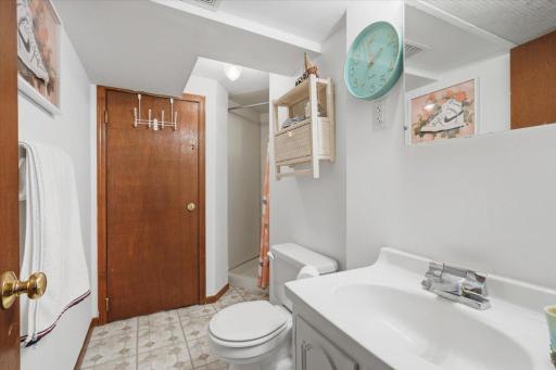 31-Bath 1.jpg