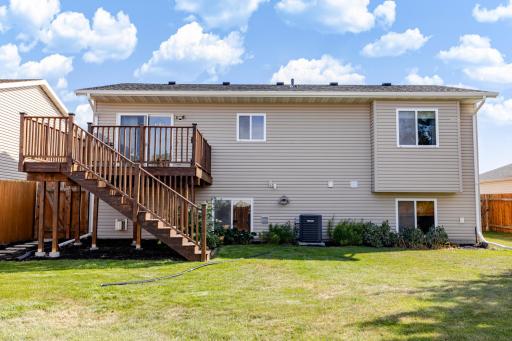 802 18th Avenue W, West Fargo, ND 58078