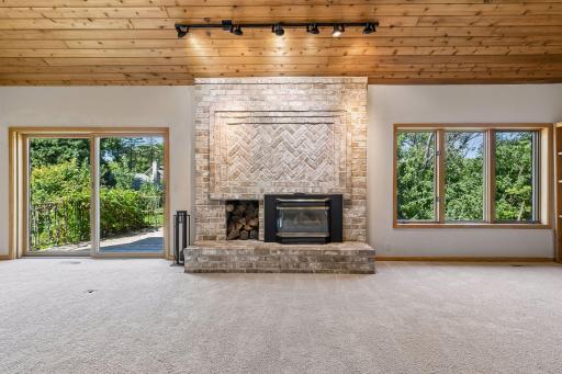 A gas fireplace for cozy winter evenings.