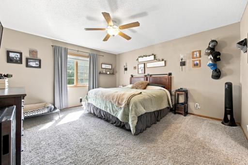 1975 29th Street Circle S, Moorhead, MN 56560