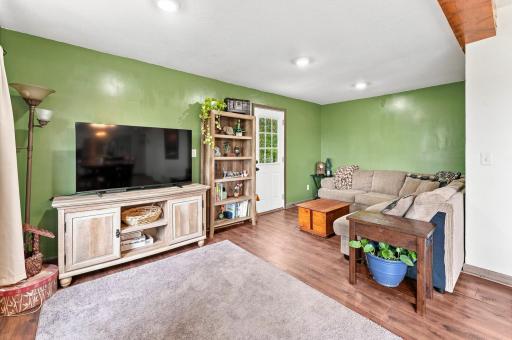 29174-AndersonDr-24.jpg