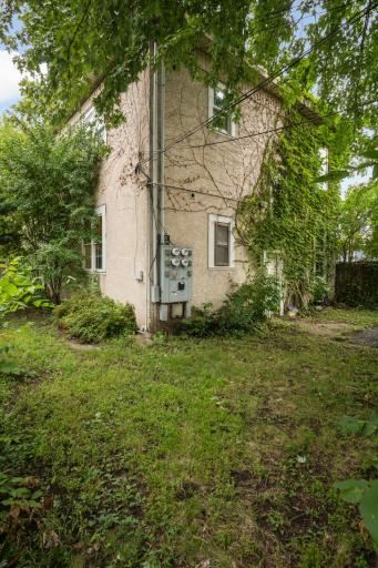 2721 Columbus Avenue, Minneapolis, MN 55407