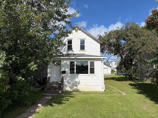 215 6th Street S, Virginia, MN 55792