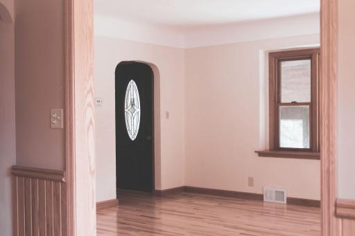 Foyer unstaged.jpg