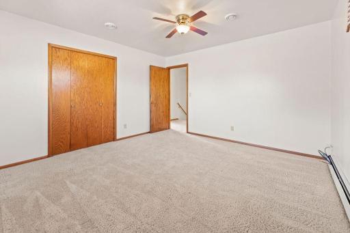 2807 Edgewood Drive N, Fargo, ND 58102