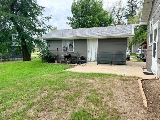 330 E 4th Street, Lismore, MN 56155
