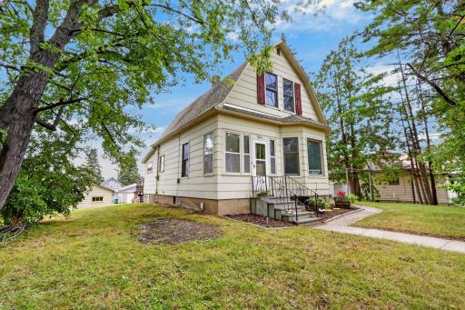 204 Dudley Avenue, Coleraine, MN 55722