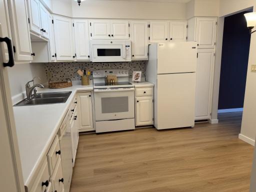 Kitchen York.jpg