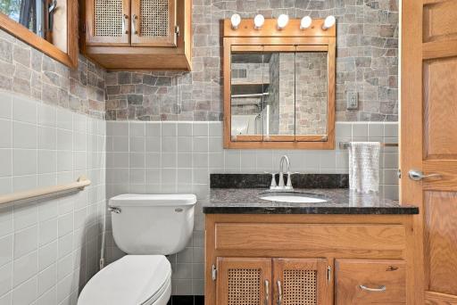 39-web-or-mls-3549_Orchard_Avenue_North_Minneapolis_07954.jpg
