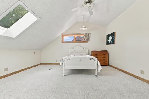 63-web-or-mls-3549_Orchard_Avenue_North_Minneapolis_08114.jpg