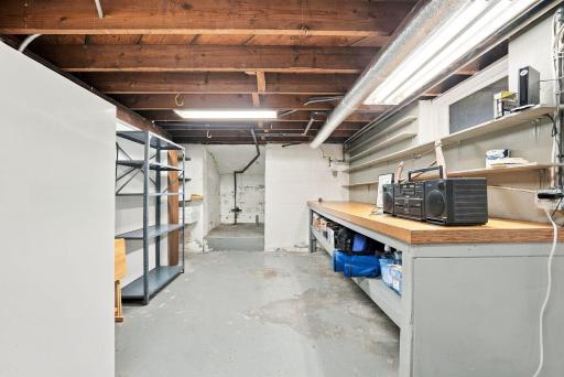 75-web-or-mls-3549_Orchard_Avenue_North_Minneapolis_08034.jpg