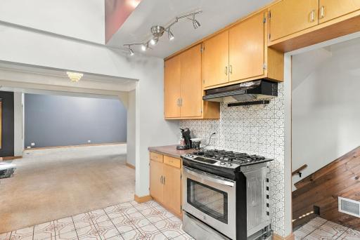 27-web-or-mls-3549_Orchard_Avenue_North_Minneapolis_08019.jpg