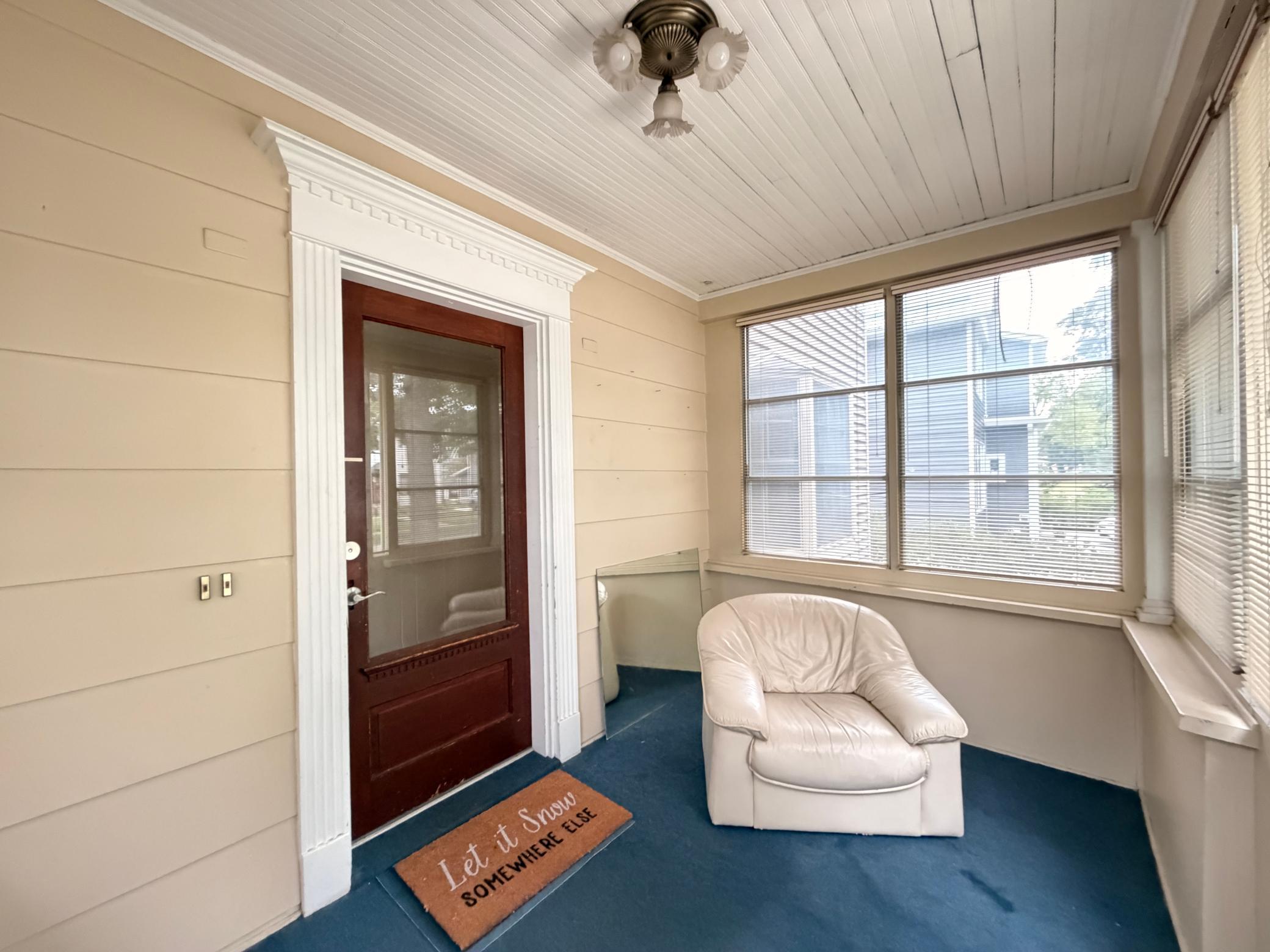 Entryway.jpeg