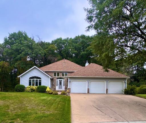 1579 Mary Street N, Maplewood, MN 55119