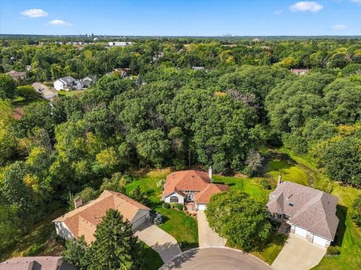 1579 Mary Street N, Maplewood, MN 55119
