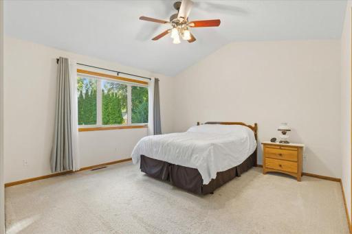8549 Woodland Curve, Saint Bonifacius, MN 55375