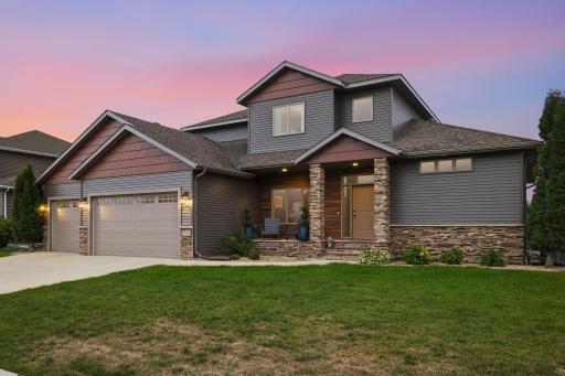 2815 PYLE Lane E, West Fargo, ND 58078