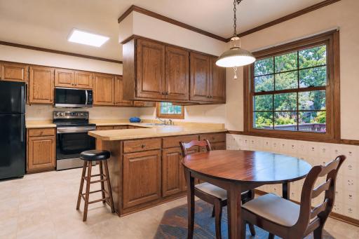 1610 Woodhaven Place, Owatonna, MN 55060