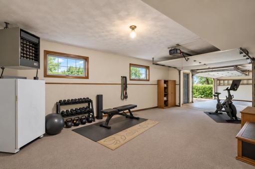 1610 Woodhaven Place, Owatonna, MN 55060