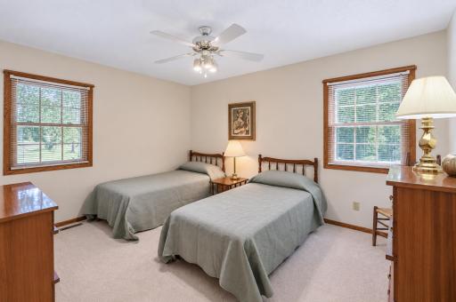1610 Woodhaven Place, Owatonna, MN 55060