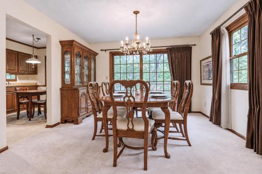 1610 Woodhaven Place, Owatonna, MN 55060