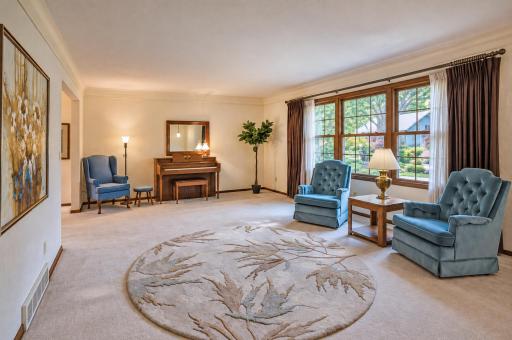 1610 Woodhaven Place, Owatonna, MN 55060