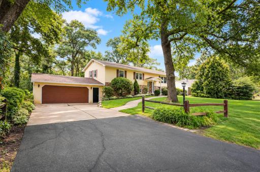 1610 Woodhaven Place, Owatonna, MN 55060