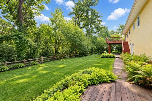 1610 Woodhaven Place, Owatonna, MN 55060