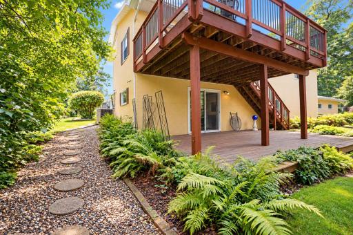 1610 Woodhaven Place, Owatonna, MN 55060