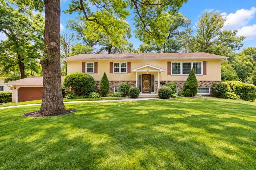 1610 Woodhaven Place, Owatonna, MN 55060