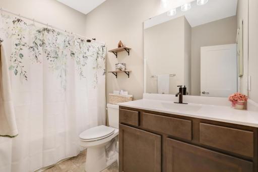 2nd Bathroom